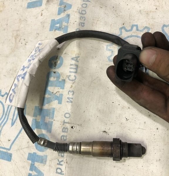 Лямбда-зонд передний Ford C-max MK2 13- BA5A9Y460BA