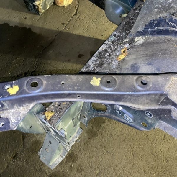 Планка телевизора ресничка лев Nissan Sentra 13-19 1.6