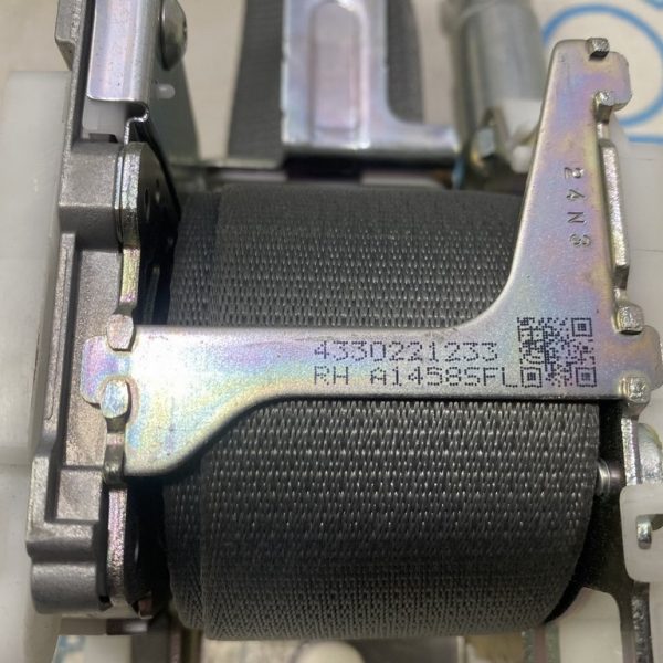 Водительский ремень безопасности Toyota Highlander 14- серый Ликвид 1 73220-0E071-B0