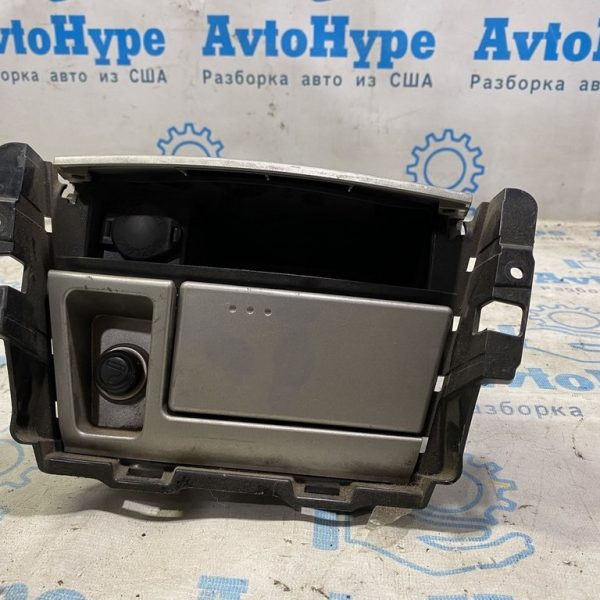 Накладка торпедо в сборе с пепельницей Toyota Camry v40 сер. Реализ.Вадим 5540633100