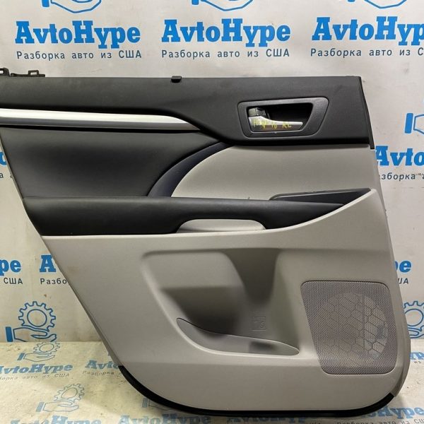 Обшивка двери (карточка) зад лев Toyota Highlander 14- серая со шторкой Реализ Вадим 67640-0E730-C0