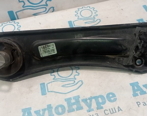 Рычаг продольный зад лев Jeep Cherokee KL 14- (04) 5090045AF