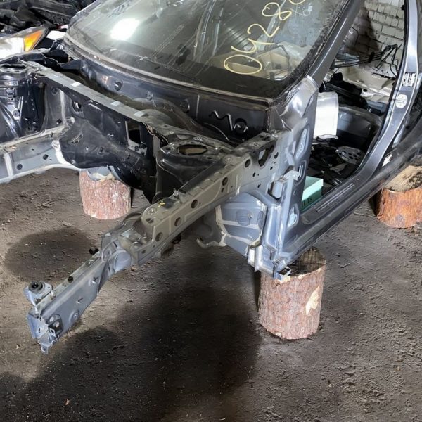 Четверть передняя левая Infiniti QX30 17- (01) графит цвет KAD поведен лонжерон без крепл подр F41215DAHA