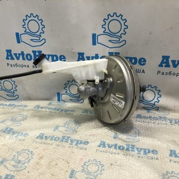 Главный тормозной цилиндр с бачком Infiniti QX30 17- 460105DA9B