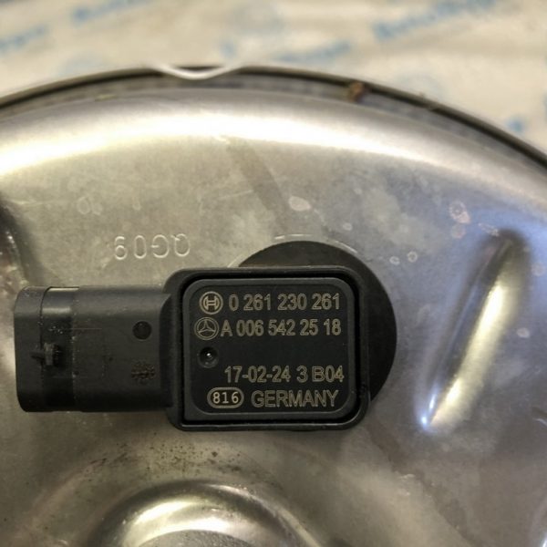 Датчик давления тормозной системы Infiniti QX30 17- A0065422518