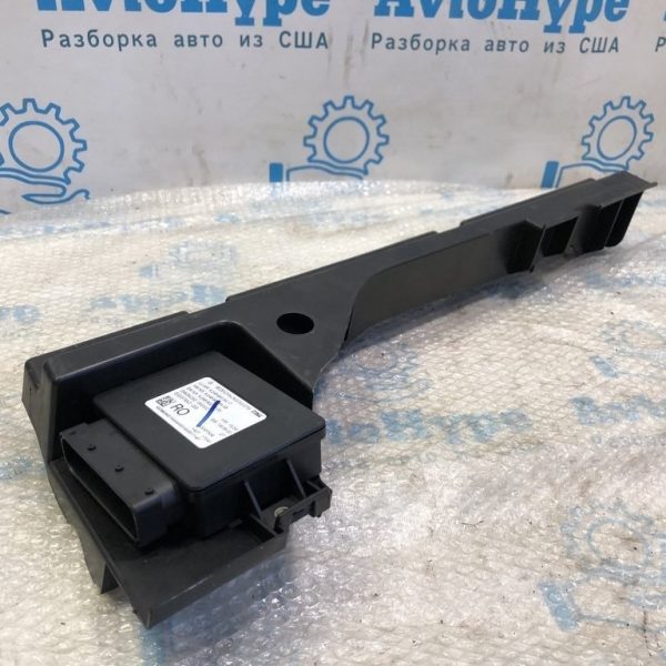 Блок управления стояночным тормозом Infiniti QX30 17- A2469003417