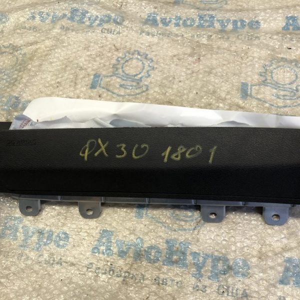 Подушка безопасности airbag коленная водительская лев Infiniti QX30 17- черн стрельнувшая 985R15DC0A