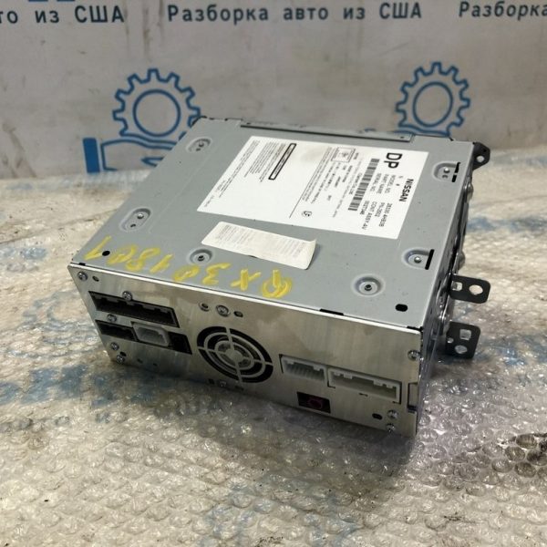 Магнитофон радио Infiniti QX30 17- (01) 28330-4HB3B