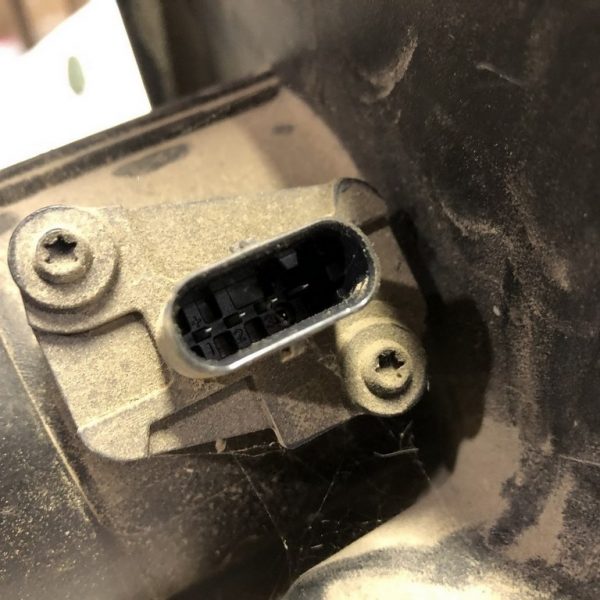 Расходомер воздуха Jeep Cherokee KL 14- 68144197AA