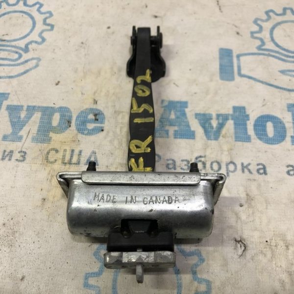 Ограничитель двери перед прав Jeep Cherokee KL 14- 68103030AD