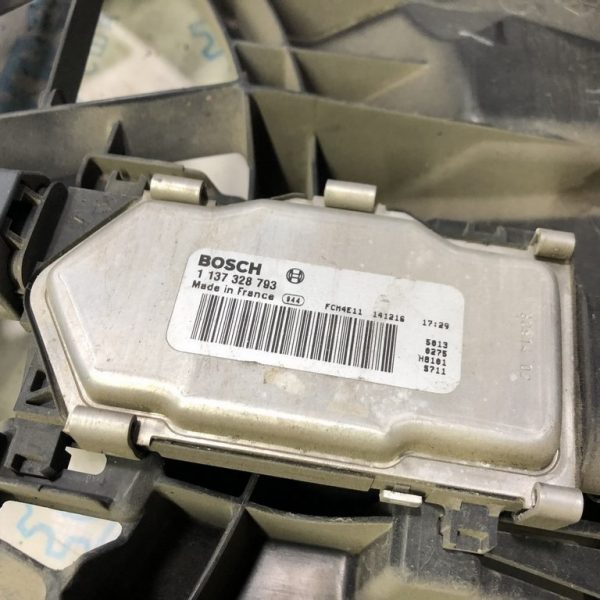Блок управления вентилятором Jeep Cherokee KL 14- 2.4 (02) 1137328793