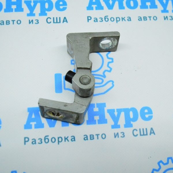 Петля двери верхняя зад лев VW Jetta 11-18 USA 8K0-831-401-S