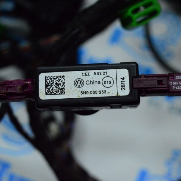 Помехоподавляющий фильтр антенны VW Jetta 11-18 USA 5N0035253