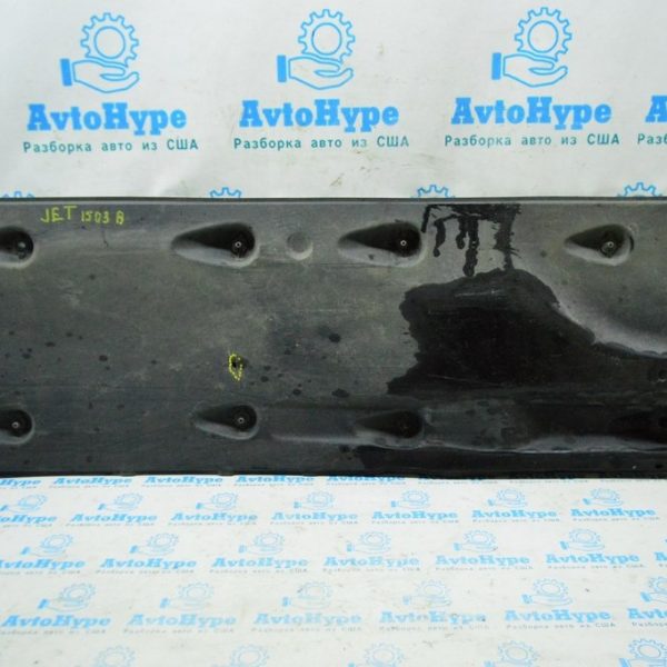 Защита днища прав VW Jetta 11-18 USA (03) трещины не критично