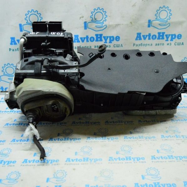 Актуатор моторчик привод печки (вентиляция) VW Jetta 11-18 USA 2Q0-907-511-F