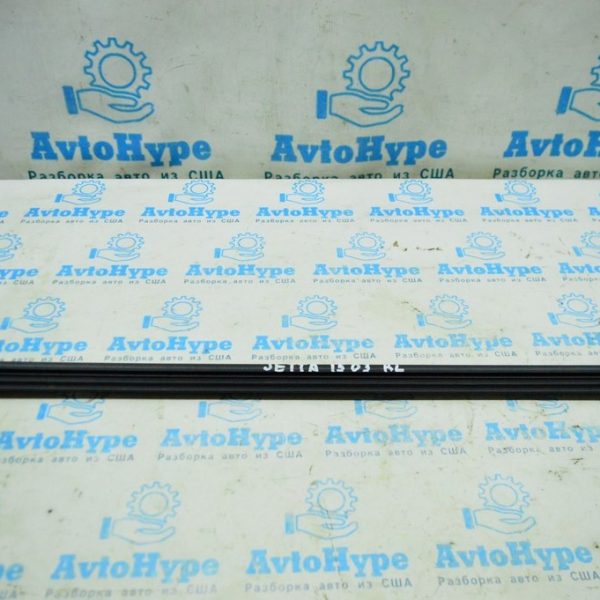 Уплотнитель стекла зад лев VW Jetta 11-18 USA 5C6-839-431-5AP