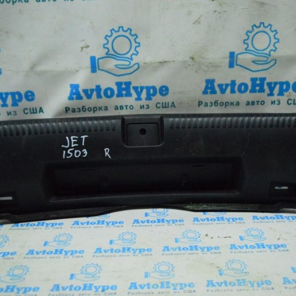 Накладка проема багажника VW Jetta 11-18 USA 5C6-863-459-9B9