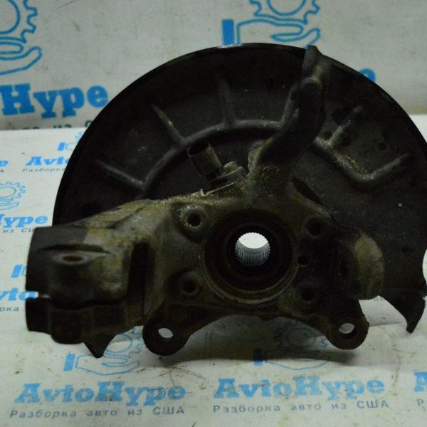 Цапфа перед прав VW Jetta 11-18 USA (03) 5C0-407-256