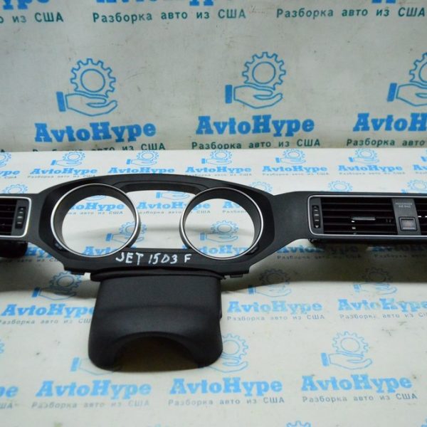 Обрамление щитка приборов VW Jetta 11-18 USA 5C6858560