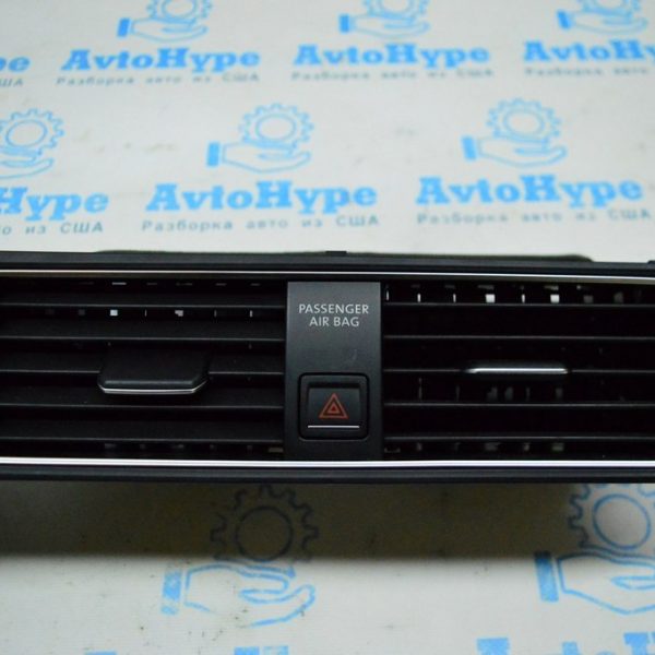 Воздуховод центральный VW Jetta 11-18 USA черн 5C7857059B BBO