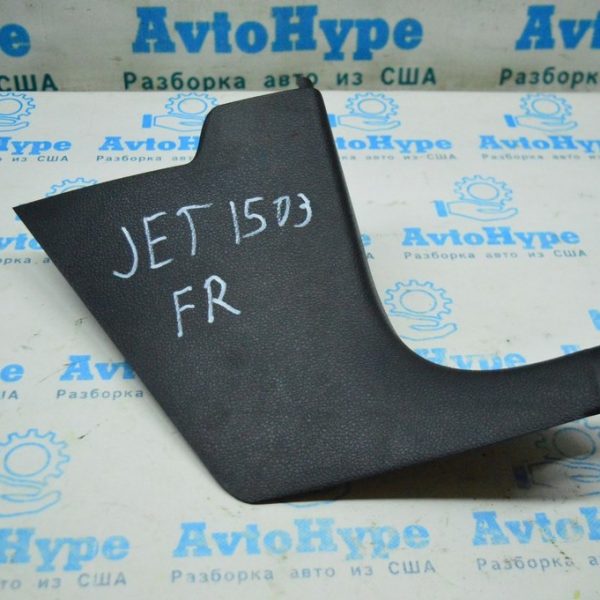 Накладка передней стойки правая нижняя VW Jetta 11-18 USA черная 5C7-863-484-82V