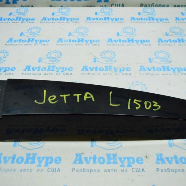 Накладка центральной стойки наружняя левая VW Jetta 11-18 USA пластик (03) пайка защелки 5C6-853-289-041