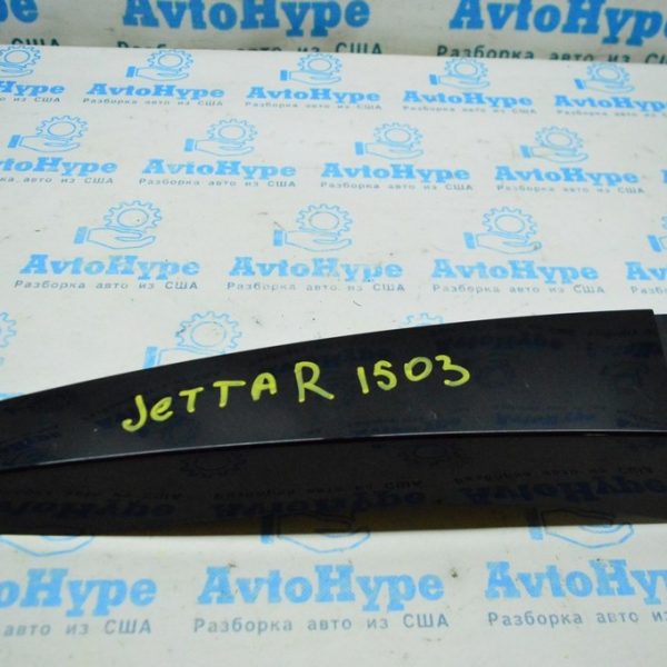 Накладка центральной стойки наружняя правая VW Jetta 11-18 USA пластик (03) пайка защелки 5C6-853-290-041