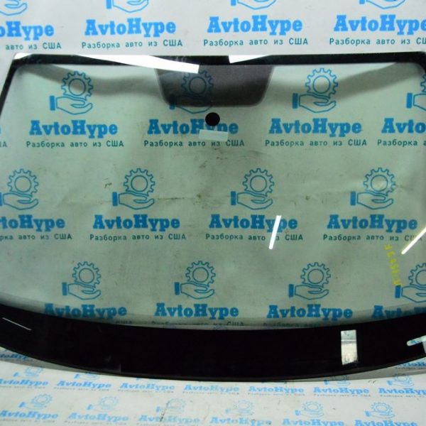 Лобовое стекло VW Jetta 11-18 USA 5C6-845-011-J-NVB