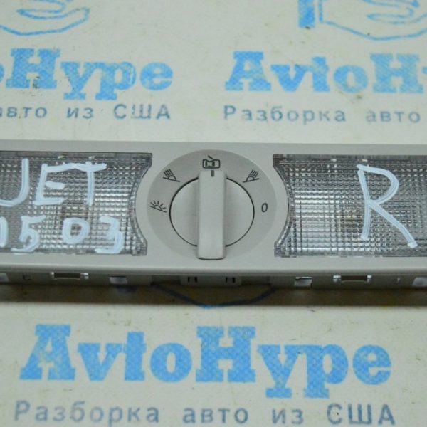 Плафон освещения зад VW Jetta 11-18 USA 6Q0-947-291-A-Y20