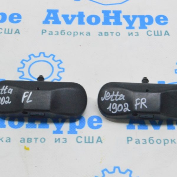 Форсунка омывателя лобового стекла левая VW Jetta 19-24 без подогрева 5M0955985C9B9
