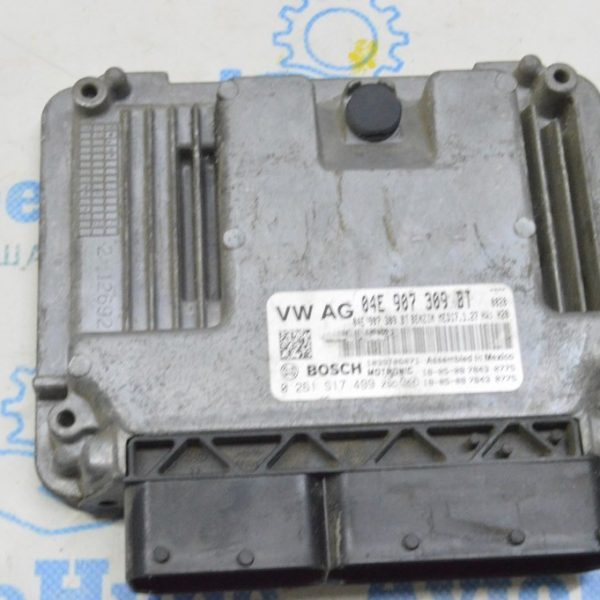 Блок ECU компьютер двигателя VW Jetta 19- (02) примят 04E907309 BT