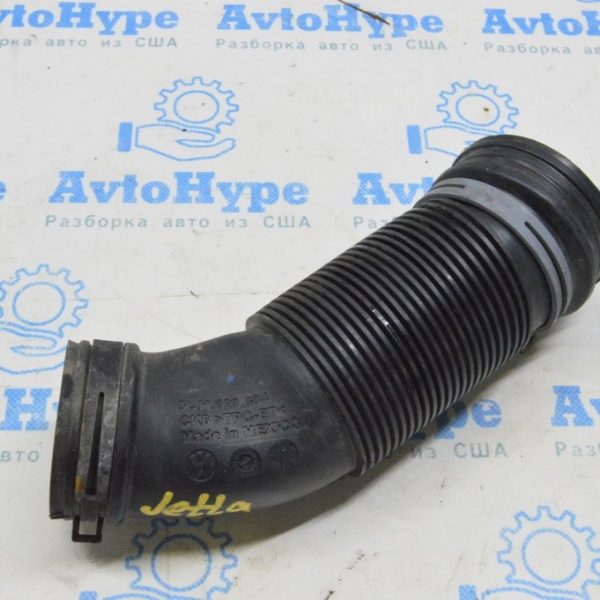 Воздуховод VW Jetta 19- от фильтра 5QM129684