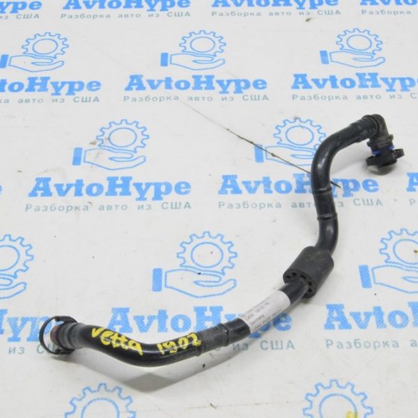 Трубка вакуумная VW Jetta 19- 04E133366FG