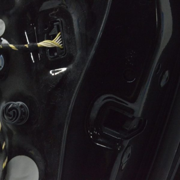 Замок двери зад прав VW Jetta 19- 17A-839-016