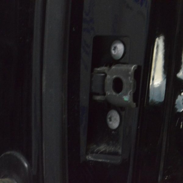 Ограничитель двери зад прав VW Jetta 19- 17A-839-249-B