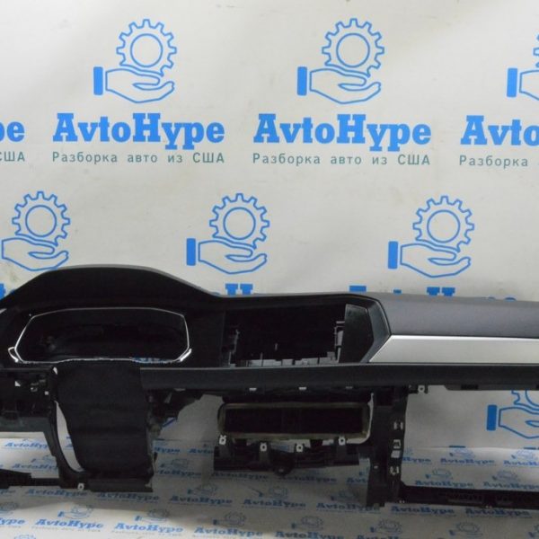 Торпедо передняя панель голая VW Jetta 19- (02) дефект 17B857003CRA3