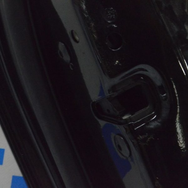 Замок двери зад лев VW Jetta 19- 17A839015