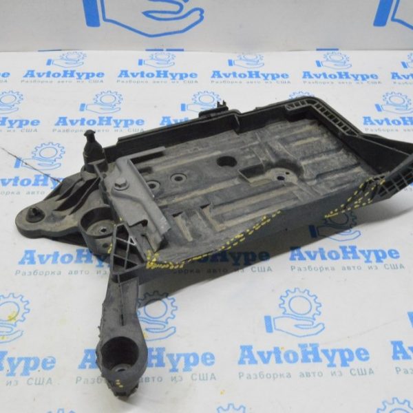 Крепление АКБ VW Jetta 19-24 5Q0803219C