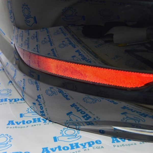 Отражатель зад лев VW Jetta 19- 17A945105