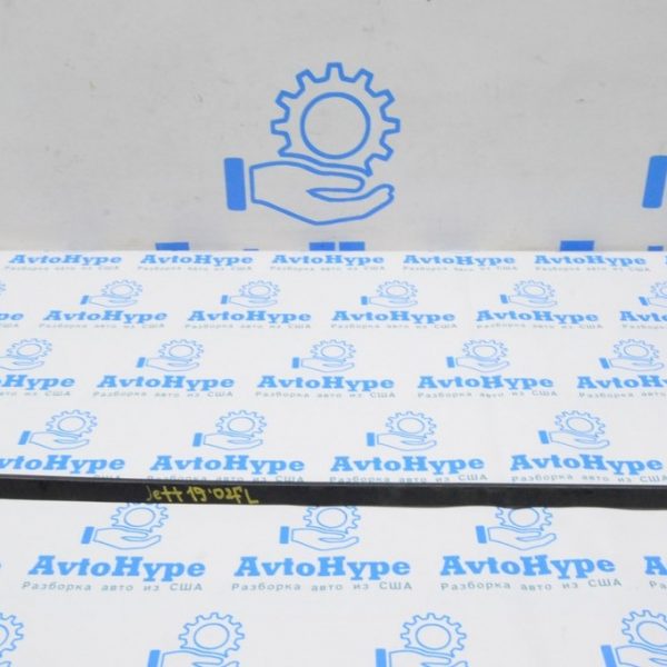 Молдинг лобового стекла лев VW Jetta 19- 17A-854-327-5AP