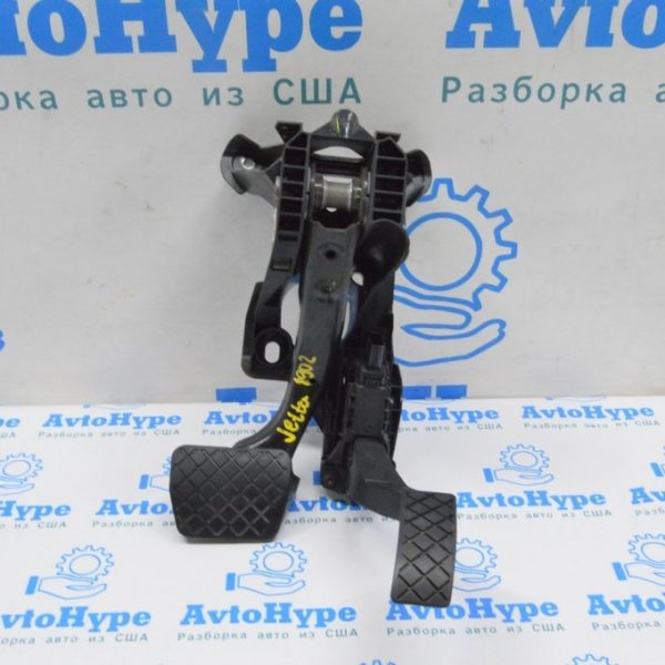 Педаль тормоза VW Jetta 19- 5QM723060A