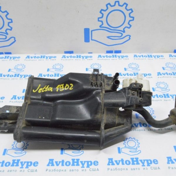 Канистра с углем абсорбер VW Jetta 19- 5Q0-201-797-Q