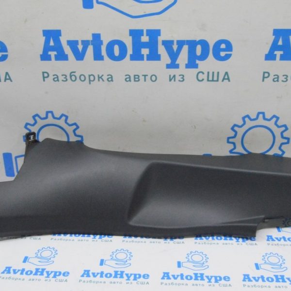 Накладка задней стойки нижняя левая VW Jetta 19- черн 17A-867-765-A-82V