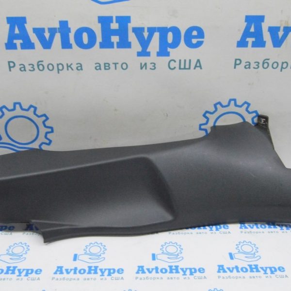 Накладка задней стойки нижняя правая VW Jetta 19- черн 17A-867-766-A-82V