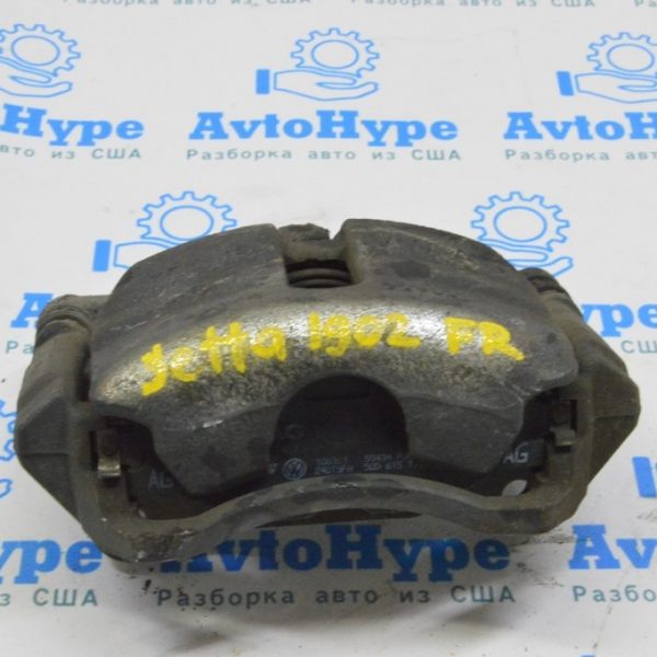 Суппорт перед прав VW Jetta 19- 5QM615124