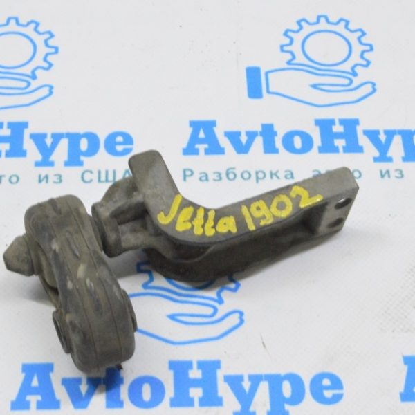 Кронштейн глушителя задний VW Jetta 19-21 с резинкой 5Q0253144K