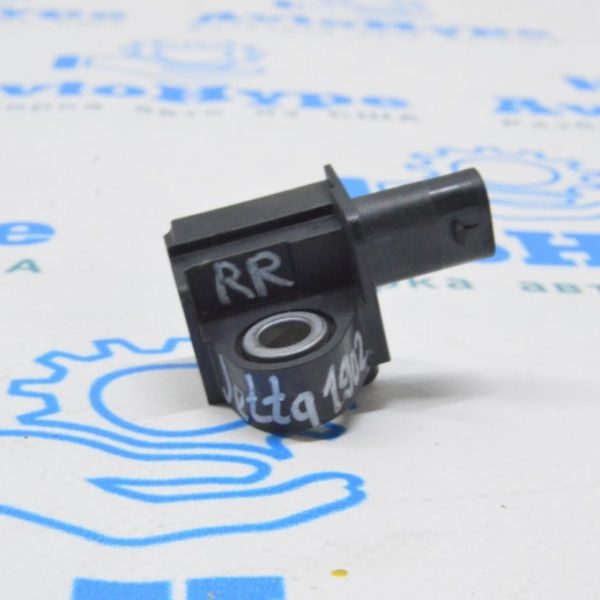 Датчик подушки безопасности задний прав VW Jetta 19- 5Q0959651B