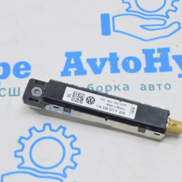 Усилитель антенны VW Jetta 19-24 (02) 17A035577F
