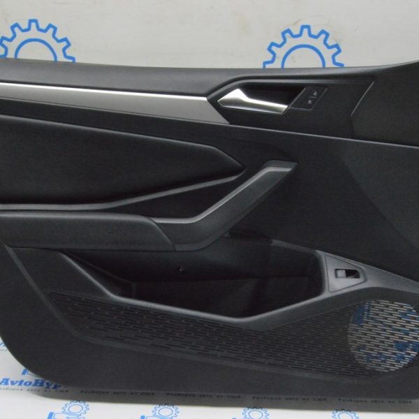 Обшивка двери (карточка) перед лев VW Jetta 19- черн (02) тычка 17B-867-011-M-RRW