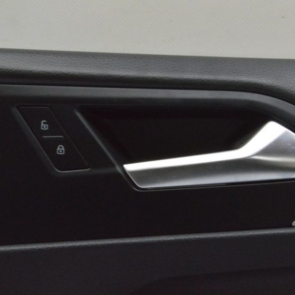 Кнопка центрального замка передняя правая VW Jetta 19-24 черная 17A962126WHS